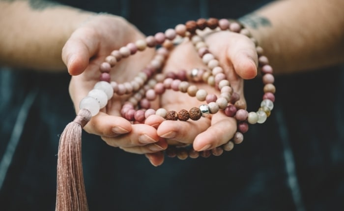 What Are Mala Beads Used For In Yoga and Meditation? - AM Yoga Space